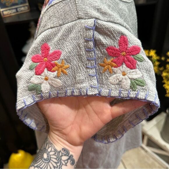 THML Embroidered Short Sleeve Cotton Blouse Size M - Picture 4 of 8